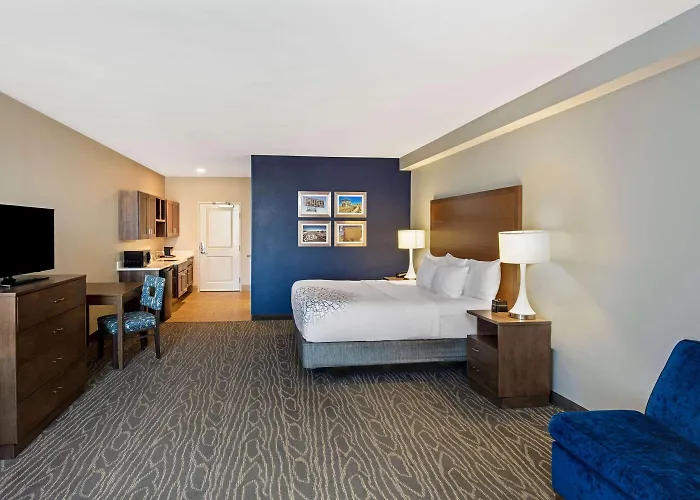 La Quinta By Wyndham Hotel 3*