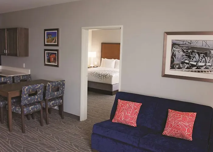 La Quinta By Wyndham Hotel
